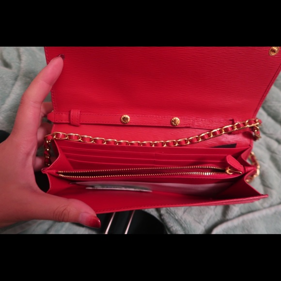 Prada wallet on chain - Picture 3 of 6